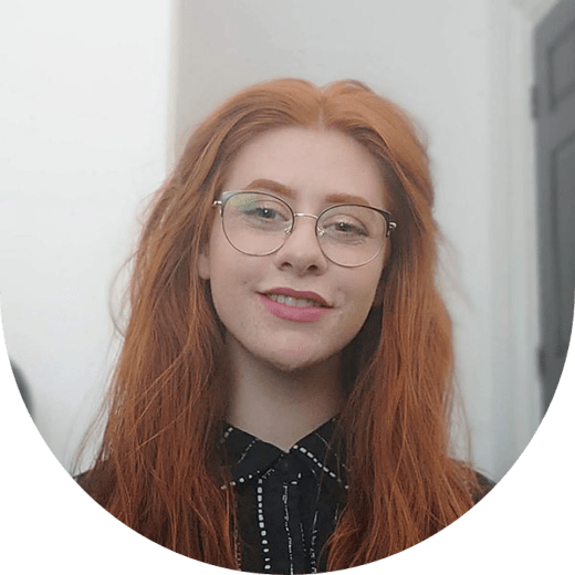 Joanna Headshot